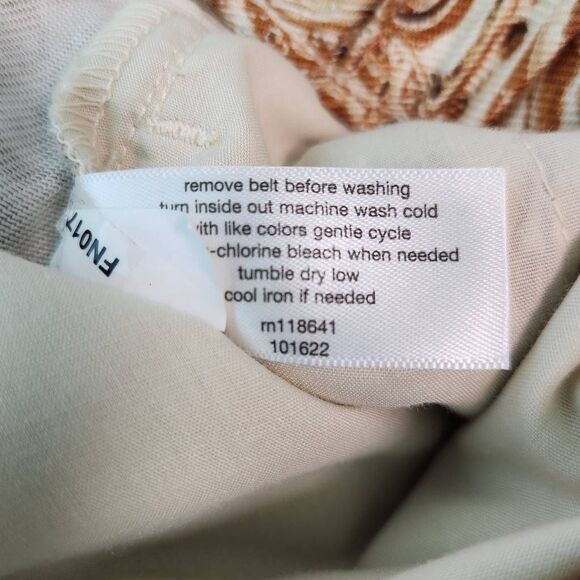 Lane Bryant Cream and Brown Paisley Pull-on Pants Size 18 - Picture 6 of 8